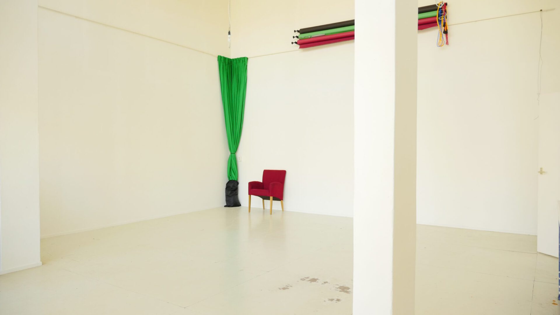Large Green Screen Studio for video and photo shoots - Breed Art Studios Amsterdam Noord P1200288