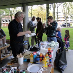 Mels Dees outdoor workshop Breed Art Studios Restart 2017